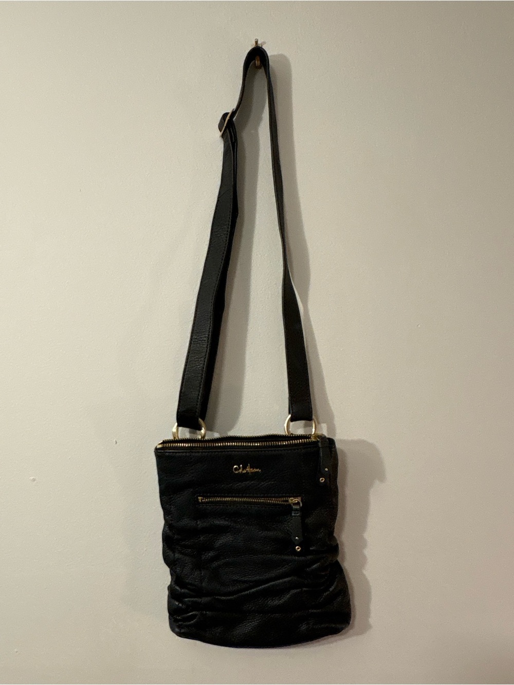 Cole Haan Black Pebbled Leather Ruched Crossbody Bag — Gold Hardware 👜